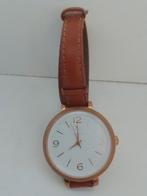 Montre quartz Victoria., Bijoux, Sacs & Beauté, Enlèvement, Utilisé