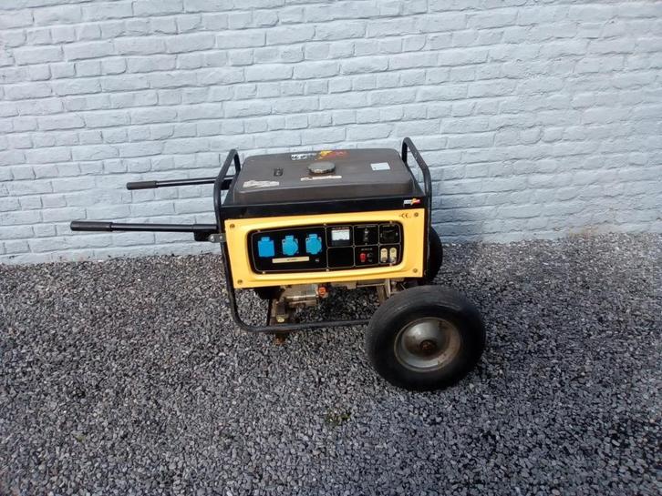 5KW generatorset, Doe-het-zelf en Bouw, Aggregaten, Gebruikt, Benzine, 5 tot 10 kVA, Ophalen