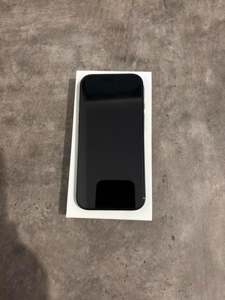 Iphone 17 256 Go État neuf - À peine 1 mois d’utilisation, Telecommunicatie, Mobiele telefoons | Apple iPhone, Zo goed als nieuw