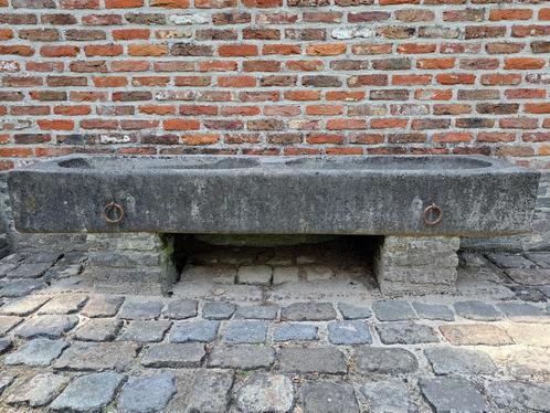 beesten bak paarden - plantenbak arduin, Tuin en Terras, Bloembakken en Plantenbakken, Gebruikt, Steen, Tuin, Minder dan 30 cm