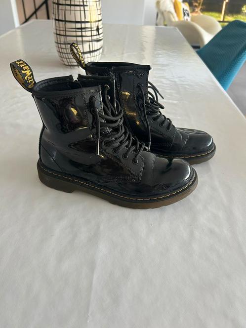 Dr Martens enfant - Taille 35, Kinderen en Baby's, Kinderkleding | Schoenen en Sokken, Zo goed als nieuw, Ophalen