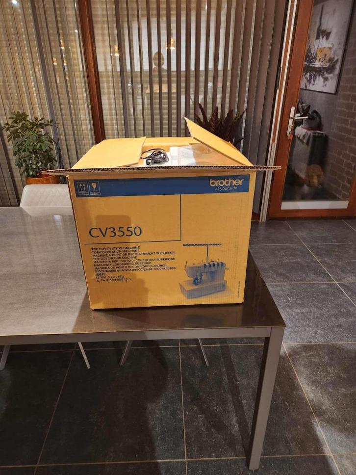 Naaimachine en coverlock, Hobby en Vrije tijd, Naaimachines en Toebehoren, Zo goed als nieuw, Naaimachine, Brother, Ophalen