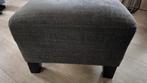 POUF Tissu gris - brun, Maison & Meubles, Canapés | Repose-pieds & Poufs, Tissus, Carré, Enlèvement, Utilisé