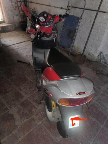 Derbi 50 cc, Classe B (45 km/h), Enlèvement, Utilisé, 50 cm³