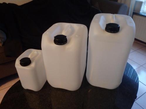 Jerrycans van 5, 10, 25 liter Schoon en Droog. Nieuwstaat!!, Jardin & Terrasse, Barils de pluie, Comme neuf, Synthétique, Moins de 75 litres