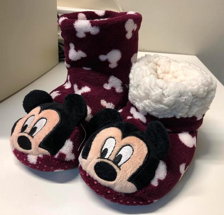 Mickey Mouse booties M. 35-36, Kinderen en Baby's, Babykleding | Schoentjes en Sokjes, Nieuw, Jongetje of Meisje, Slofjes, Ophalen of Verzenden