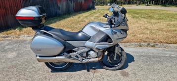 Honda deauville 700 bj 2011 met schade beschikbaar voor biedingen