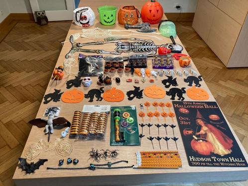 Lot decorations et accessoires Halloween, Hobby & Loisirs créatifs, Articles de fête, Utilisé, Article de fête, Enlèvement ou Envoi