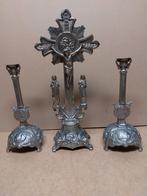 Kruisbeeld + kandelaars., Enlèvement ou Envoi