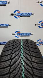 2x Nexen Winguard Sport 2 WU7 XL (DEMO) 235/45 R18 98V 235/4, Auto-onderdelen, Banden en Velgen, 18 inch, Gebruikt, -, -