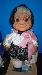 Poupée troll grand mère vintage DAM 1977Fabrication Danemark, Enfants & Bébés, Jouets | Poupées, Enlèvement ou Envoi, Comme neuf
