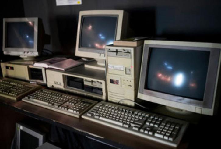 Je cherche du matériel informatique vintage., Computers en Software, Desktop Pc's, Ophalen of Verzenden