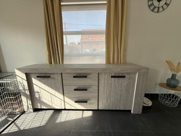Volledige eetkamerset (tafel, dressoir en vitrinekast), Huis en Inrichting, Complete eetkamers, Gebruikt, Minder dan 4 stoelen