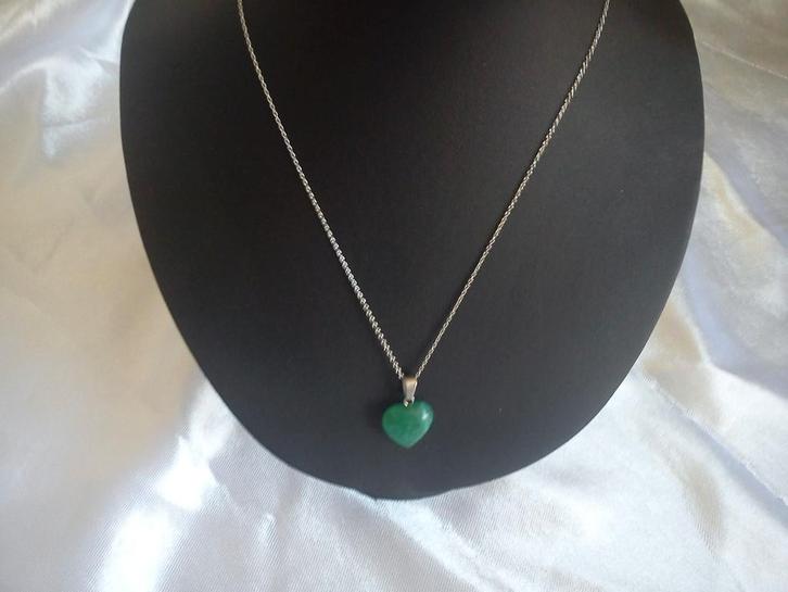Collier en argent avec cœur serpentin, Bijoux, Sacs & Beauté, Colliers, Neuf, Argent, Vert, Avec pierre précieuse, Avec pendentif