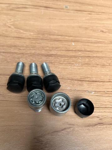 Antidiefstal wielbouten beschikbaar voor biedingen