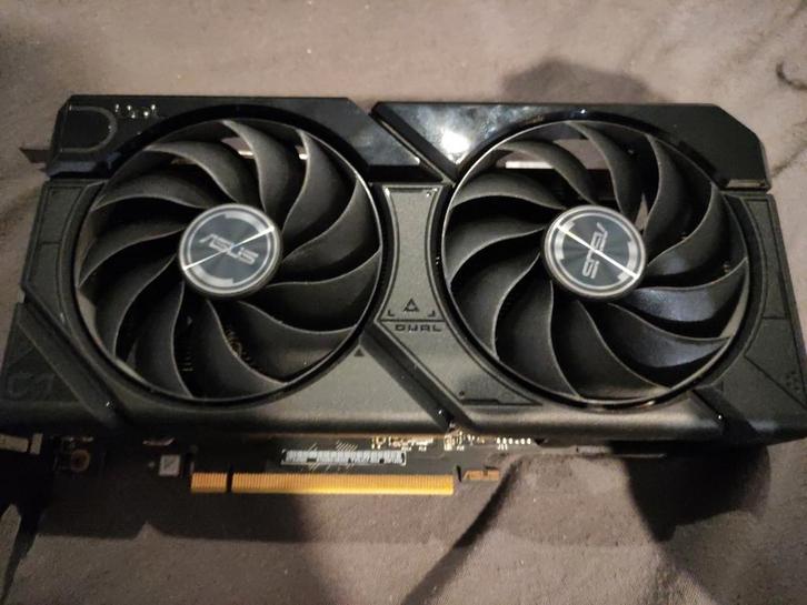 Asus RTX 4060, Computers en Software, Videokaarten, HDMI