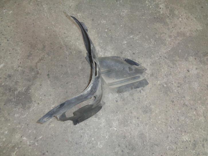 A vendre passage de roue avant gauche Audi A3 8P, Auto-onderdelen, Carrosserie, Spatbord, Audi, Voor, Links, Gebruikt, Ophalen