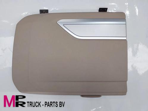 DAF XG Opbergkastklep Links - 2265130GG diversen, Auto-onderdelen, Vrachtwagen-onderdelen, DAF, Interieur en Bekleding, Gebruikt