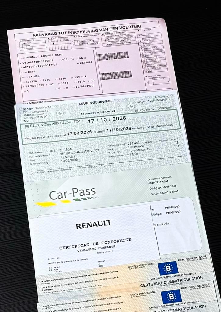 RENAULT CLIO 3 1.2  - ESSENCE - PRÊT À ÊTRE IMMATRICULÉ, Auto's, Renault, Bedrijf, Clio, Benzine, Ophalen