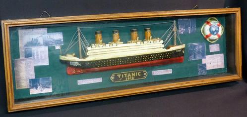 Maquette demi bloc half block Titanic 1912 marine bateau 75c, Hobby & Loisirs créatifs, Modélisme | Bateaux & Navires, Utilisé