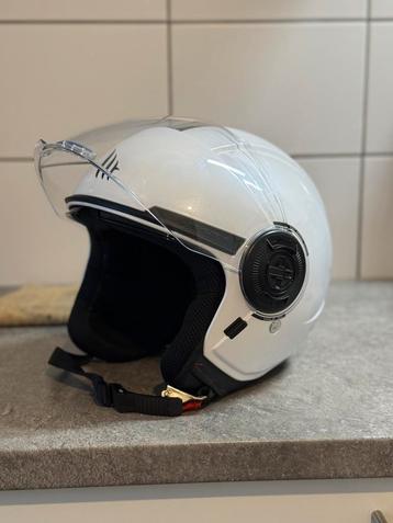 Bromemr helm / scooter helm NIEUW  beschikbaar voor biedingen