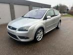 Ford focus 1.6 tdci euro 4 Gekeurd voor verkoop zeer proper!, Auto's, Ford, Stof, Zwart, 4 cilinders, 1600 cc