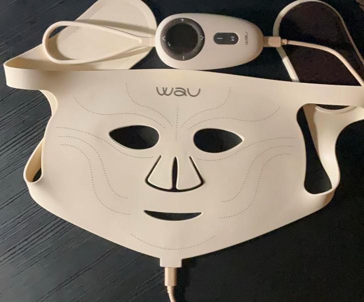WAU LED FACE MASK 2.0 - PHOTOTHERAPY MASK FOR THE FACE, Bijoux, Sacs & Beauté, Beauté | Soins du visage, Enlèvement