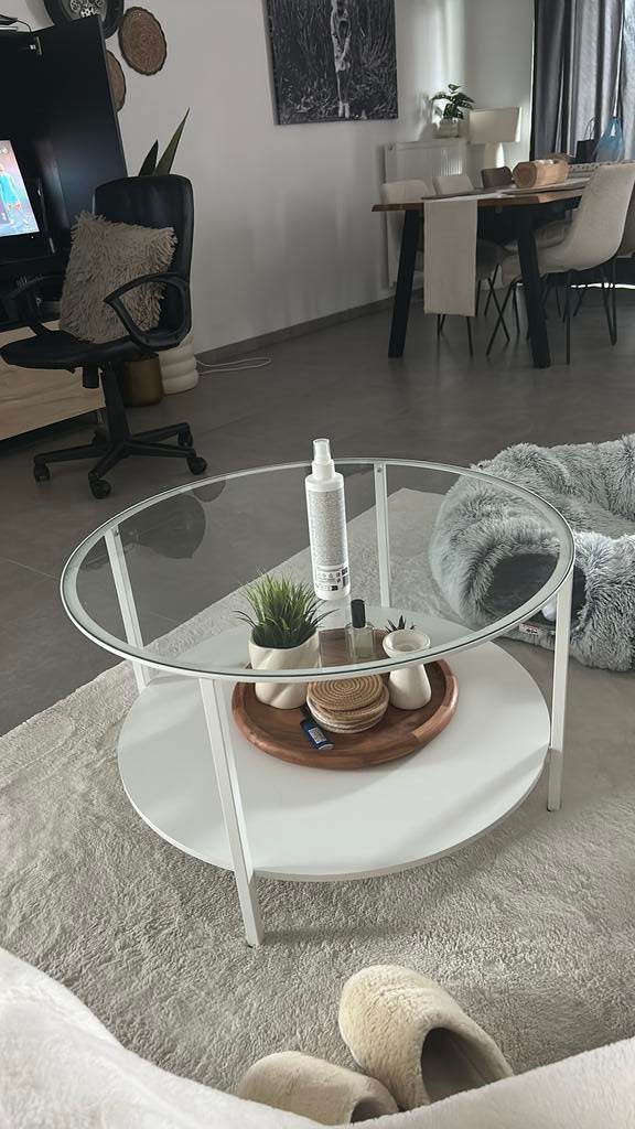 Ronde tafel ikea, Ophalen, Zo goed als nieuw