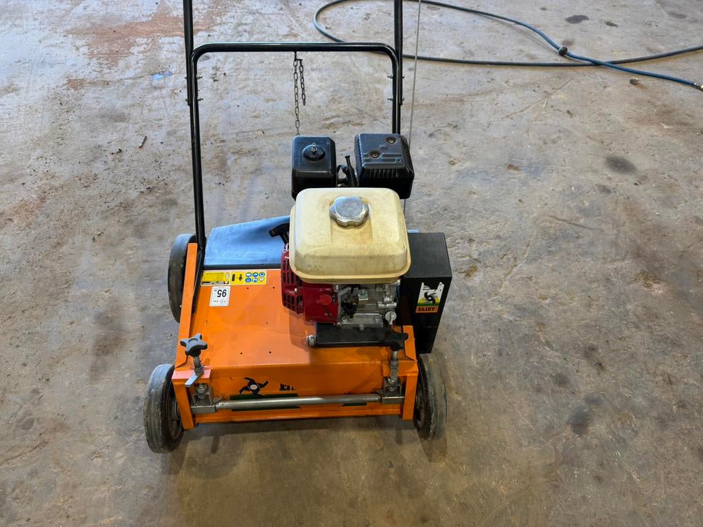 Eliet E501 verticuteermachine, Jardin & Terrasse, Scarificateurs, Enlèvement, Comme neuf