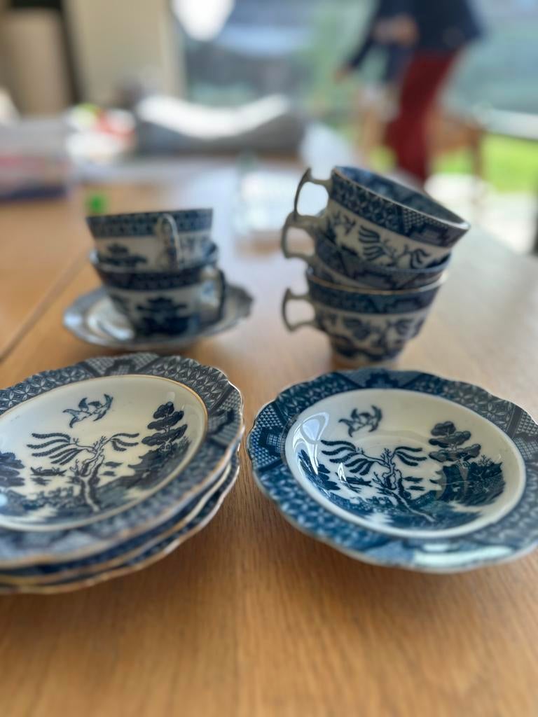 Antiek servies, Ophalen