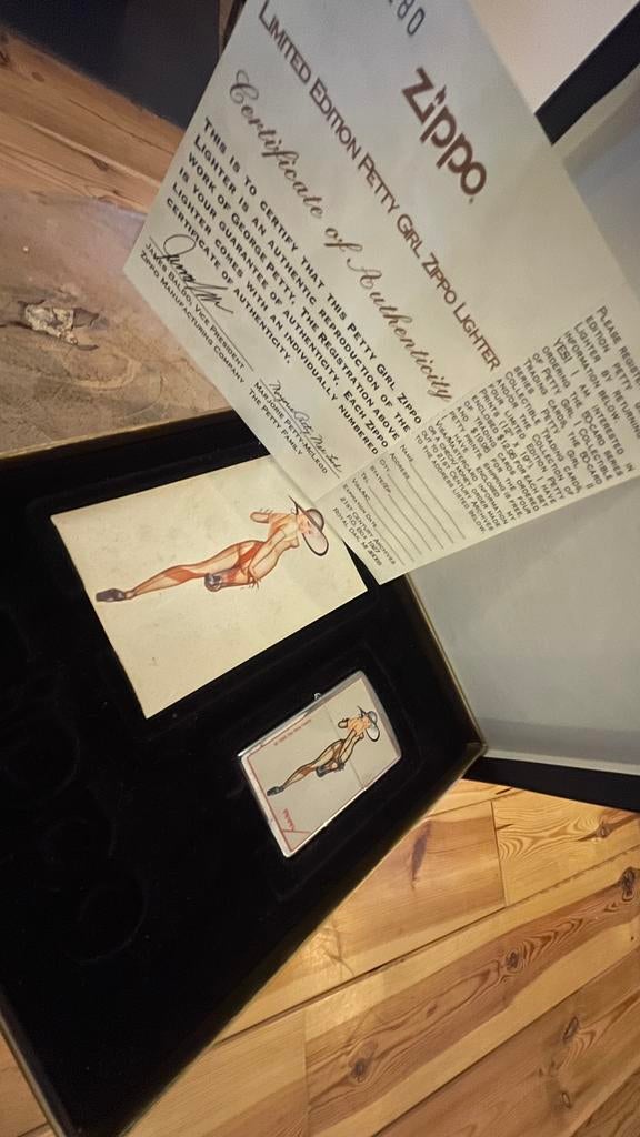 Zippo „Mooi meisje”, Ophalen of Verzenden, Zo goed als nieuw