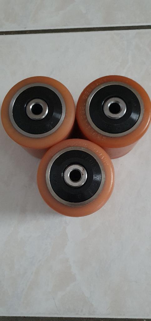 Platte polyurethaan rollen, Doe-het-zelf en Bouw, Palletwagens en Pompwagens, Nieuw, Ophalen