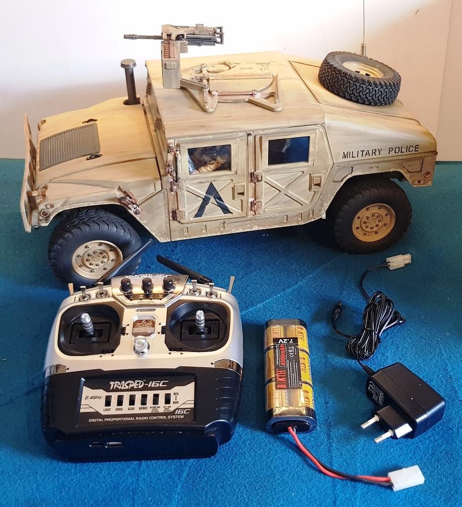 Camion militaire américain HG P408 Humvee (Hummer) RTR, Hobby & Loisirs créatifs, Modélisme | Radiocommandé & Téléguidé | Voitures