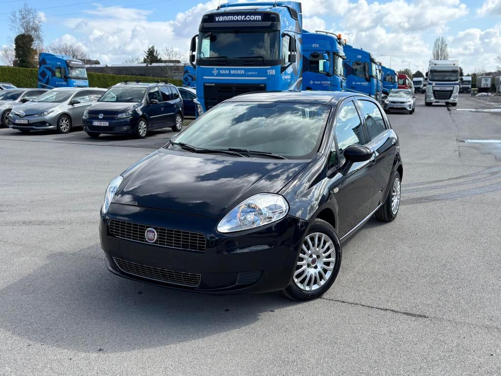 Fiat Punto 2009 essence (benzine) 98000 km AIRCO, Autos, Fiat, Achat, USB, Boîte manuelle, 5 portes