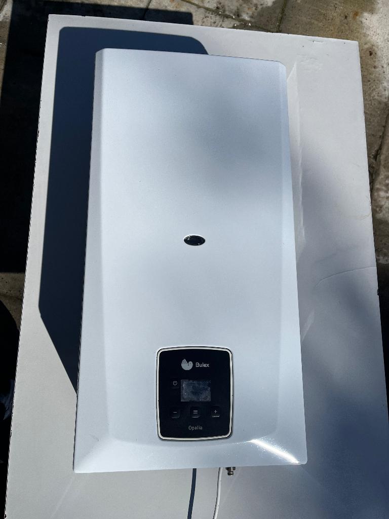 Doorstromer op gas Bulex Opalia F F 14/1 LTE-BE, Ophalen, Zo goed als nieuw, Propaan of Butaan, Geiser