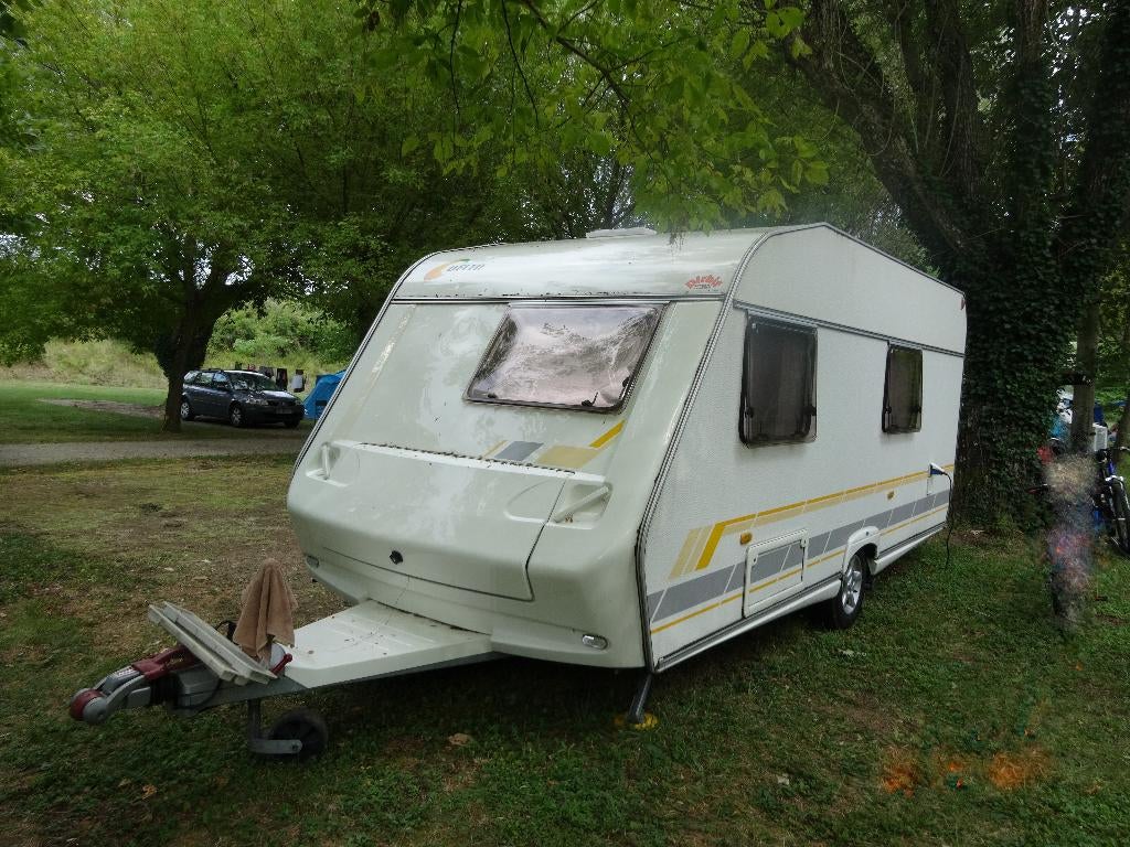 Caravane Château –6 places–Moover–Climatisation, Caravanes & Camping, Enlèvement, Utilisé