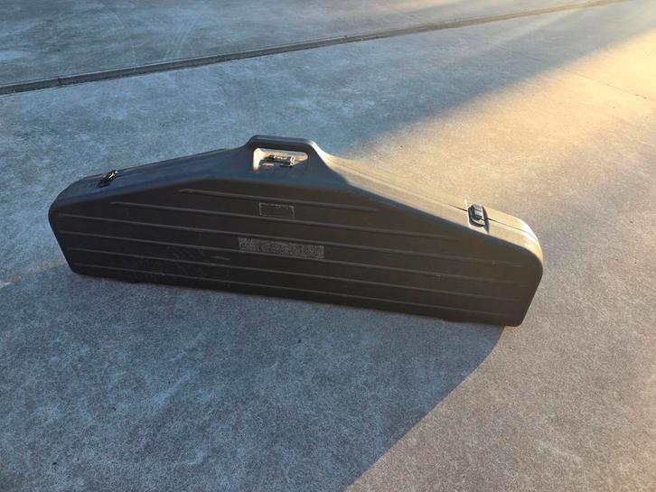 Valise de transport rigide longue  130 cm, Bijoux, Sacs & Beauté, Bracelets, Utilisé, Synthétique ou Plastique, Noir, Enlèvement ou Envoi