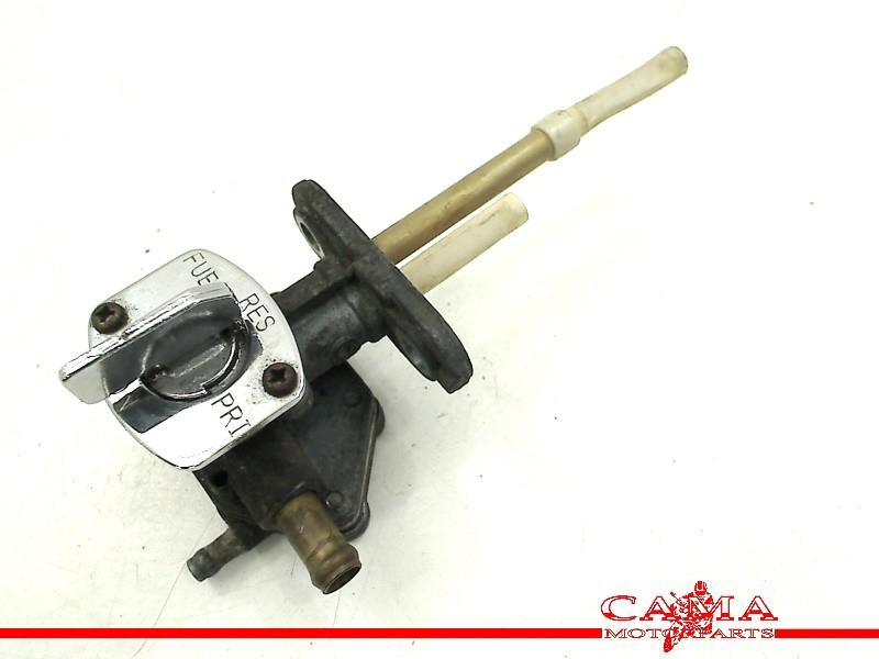 ROBINET DE CARBURANT Kawasaki ZR 7 1999-2003 (ZR-7 ZR750F), Motos, Dhr. S. di Majo, Utilisé, Info@cama-motorparts.nl, P.J. Troelstraweg 8 8
3144 CX  MAASSLUIS, NL