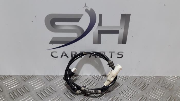 Remslang achter van een Mercedes E-Klasse, Auto-onderdelen, Remmen en Aandrijving, Mercedes-Benz, Gebruikt, 3 maanden garantie