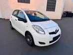 Toyota yaris 5-deurs 1.0 VVT-i gekeurd voor verkoop, Auto's, Voorwielaandrijving, Euro 5, Wit, Handgeschakeld