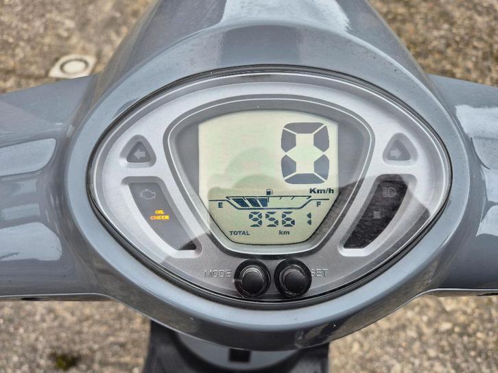 Scooter Sym Fiddle 4 gris 49cc ( toujours sous garantie ), Divers, Divers Autre, Comme neuf, Enlèvement