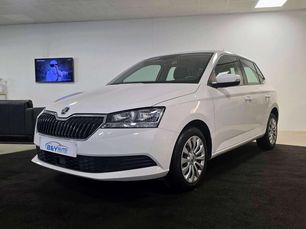 Skoda Fabia 1.0i Ambition - Carplay - Android - Airco, Auto's, Skoda, Bedrijf, Te koop, Fabia, ABS, Airconditioning, Android Auto