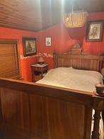 Lit double + table de chevet, Enlèvement, Queen size