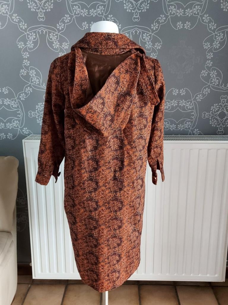 VINTAGE MANTEAU À CAPUCHE - DOUBLURE SATINÉ - 2 GRANDS POCHE, Enlèvement ou Envoi, Porté