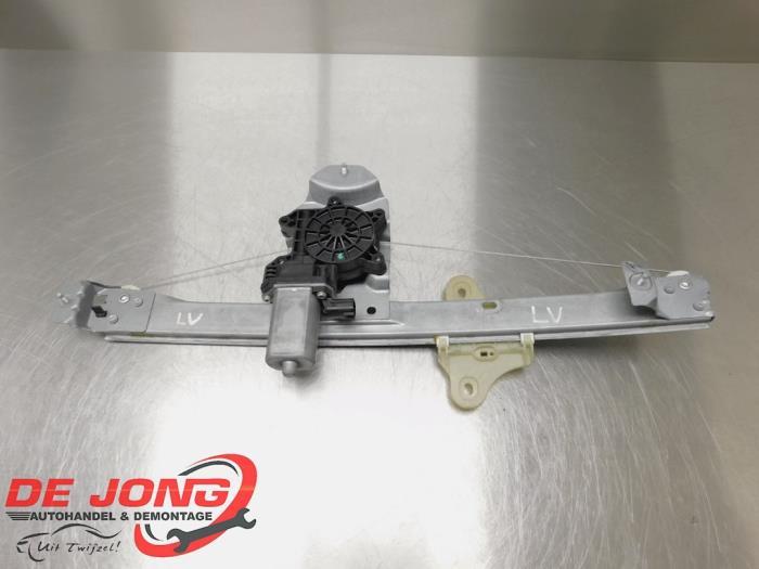 Mécanique vitre 4portes avant gauche d'un Renault Clio, Renault, -, 3 mois de garantie, Utilisé