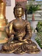 Buddha,Nepalese Boeddha beeld,Yagya-gewaad, Ophalen