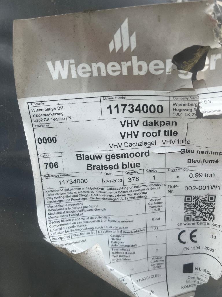 Dakpannen vhv nieuw, Doe-het-zelf en Bouw, Dakpannen en Dakbedekking, Ophalen, Steen of Klei, Zwart, Nieuw