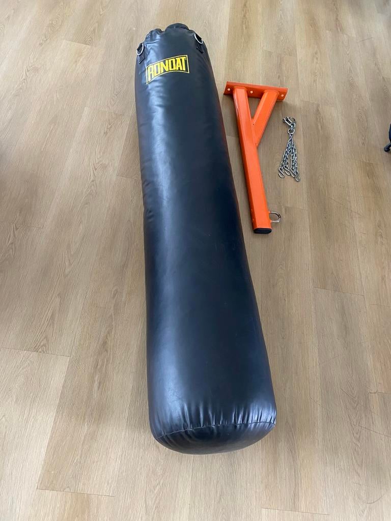 Rondat Bokszak 180cm + Heavy Duty Muurbeugel 90cm (Nieuwstaa, Enlèvement, Comme neuf, Sac de boxe