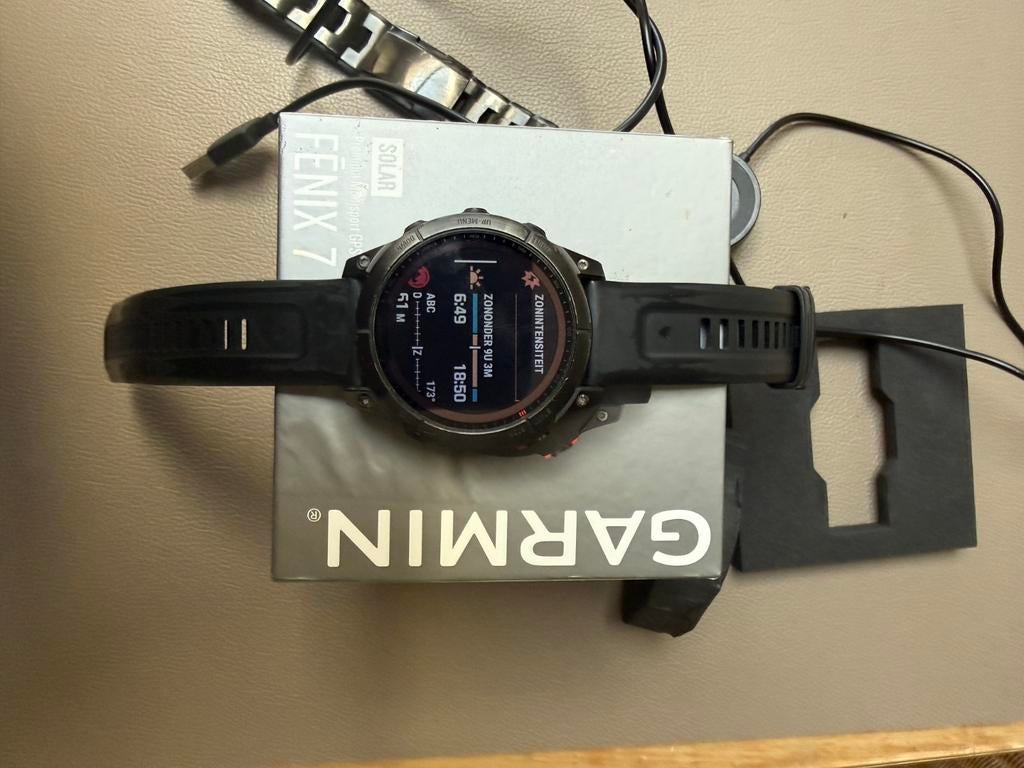 Garmin Fenix 7 solar, Ophalen, Zwart, Garmin, Zo goed als nieuw
