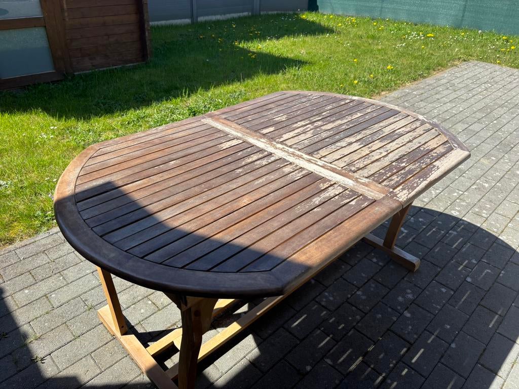 Table en acacia à donner à venir recuperer sur place, Jardin & Terrasse, Enlèvement, Utilisé, Ovale, Bois